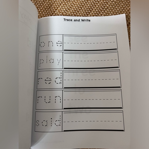 Homeschool Elemental Phonics Level 1 Sight Words Teaching Reading - Picture 6 of 10